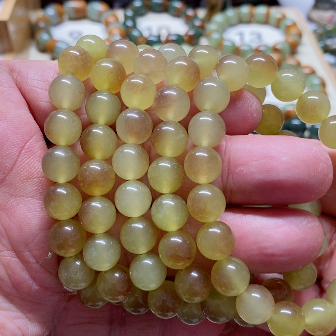 未镶嵌蛇纹石玉随机发货手串