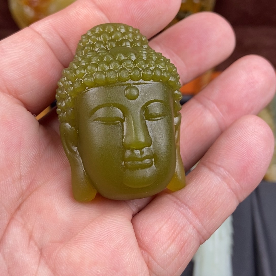 蛇纹石玉挂件未镶嵌嘿