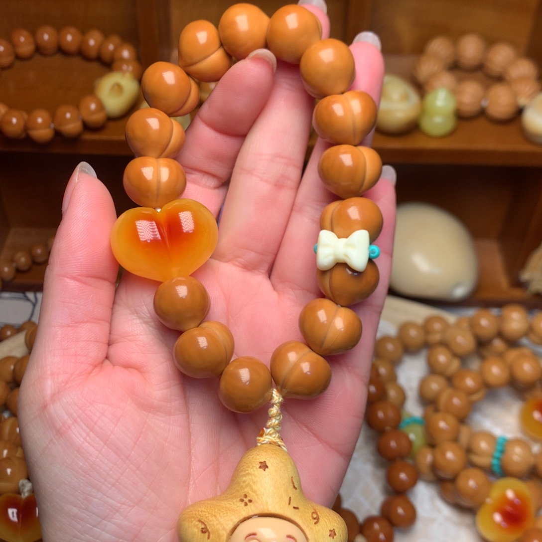 猴头核桃把件15玻璃底定制