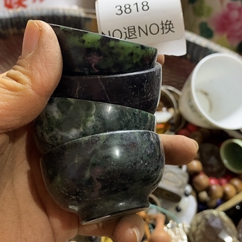 万***红瓷片3818号工艺品