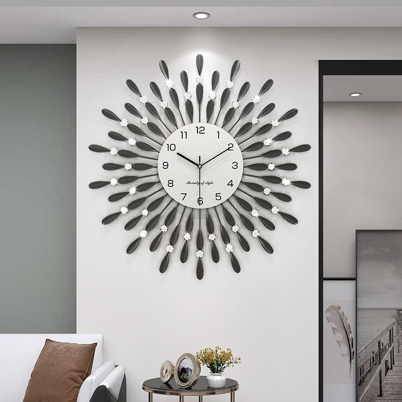 璀璨之星--恋妆轻奢个性挂钟简约大气静音钟表客厅家用创意挂件