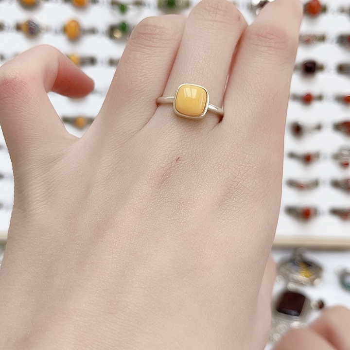 蜜蜡戒指银S925镶嵌天然