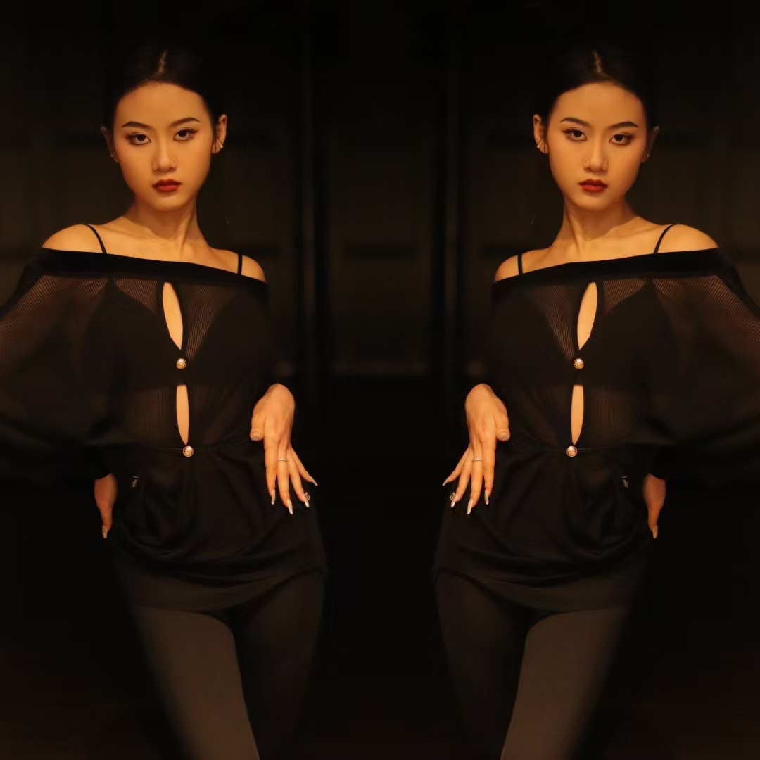 LOYAL舞服女士成人舞蹈服拉丁舞上衣国际舞服上衣一字领练功服