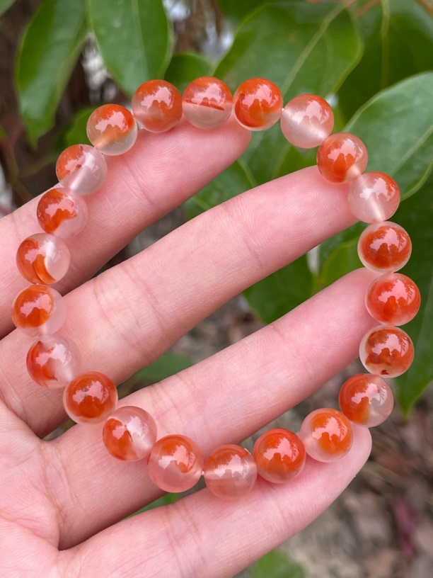 精品南红9mm冰飘单圈手串，特色鸿运当头，非常漂亮