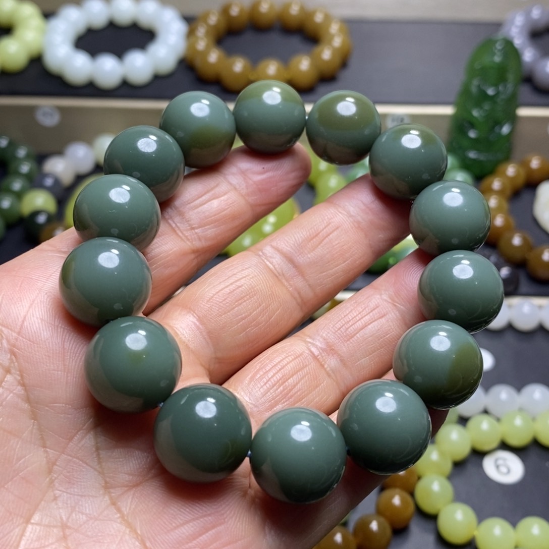 和田玉手串未镶嵌