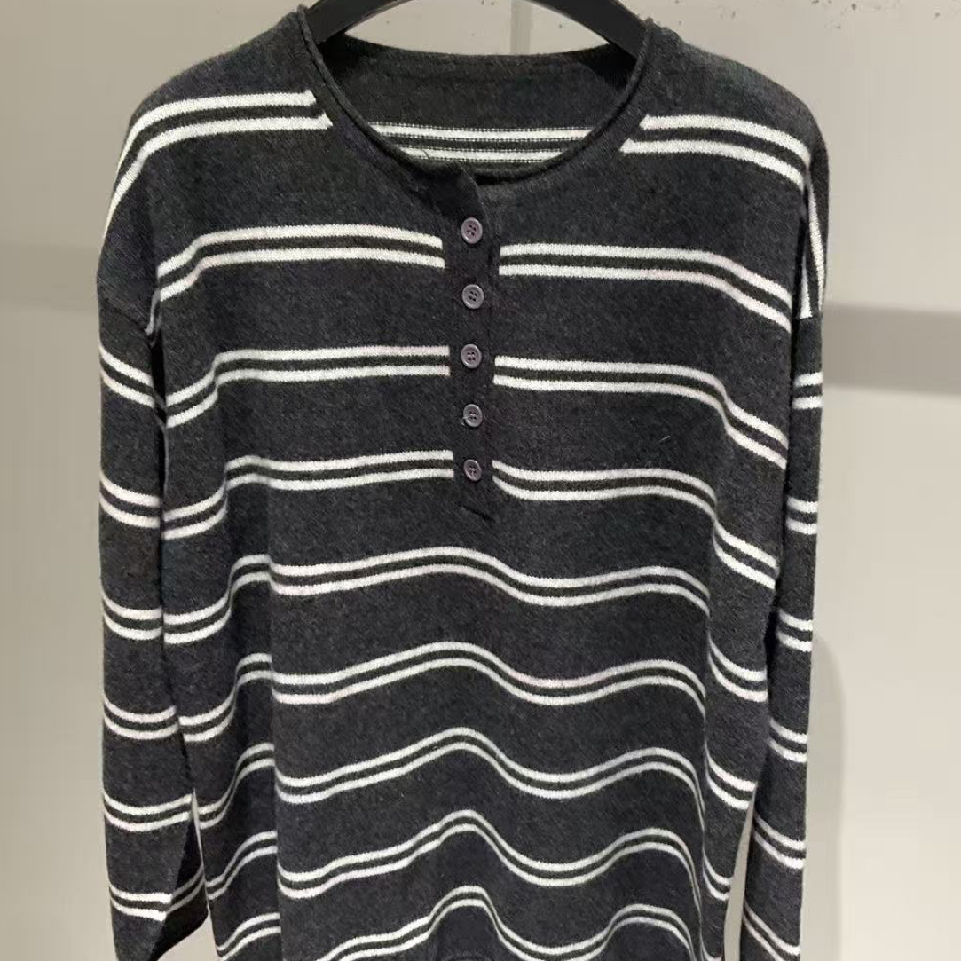 休闲条纹长袖毛衣