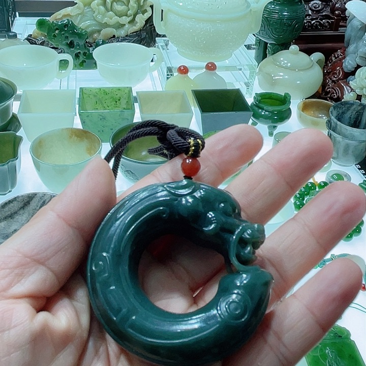 和田玉挂件未镶嵌