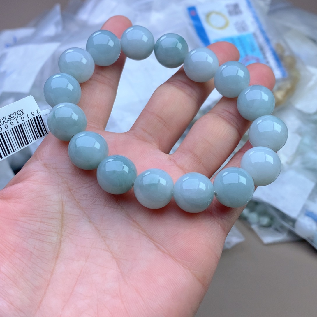 未镶嵌手串定制翡翠