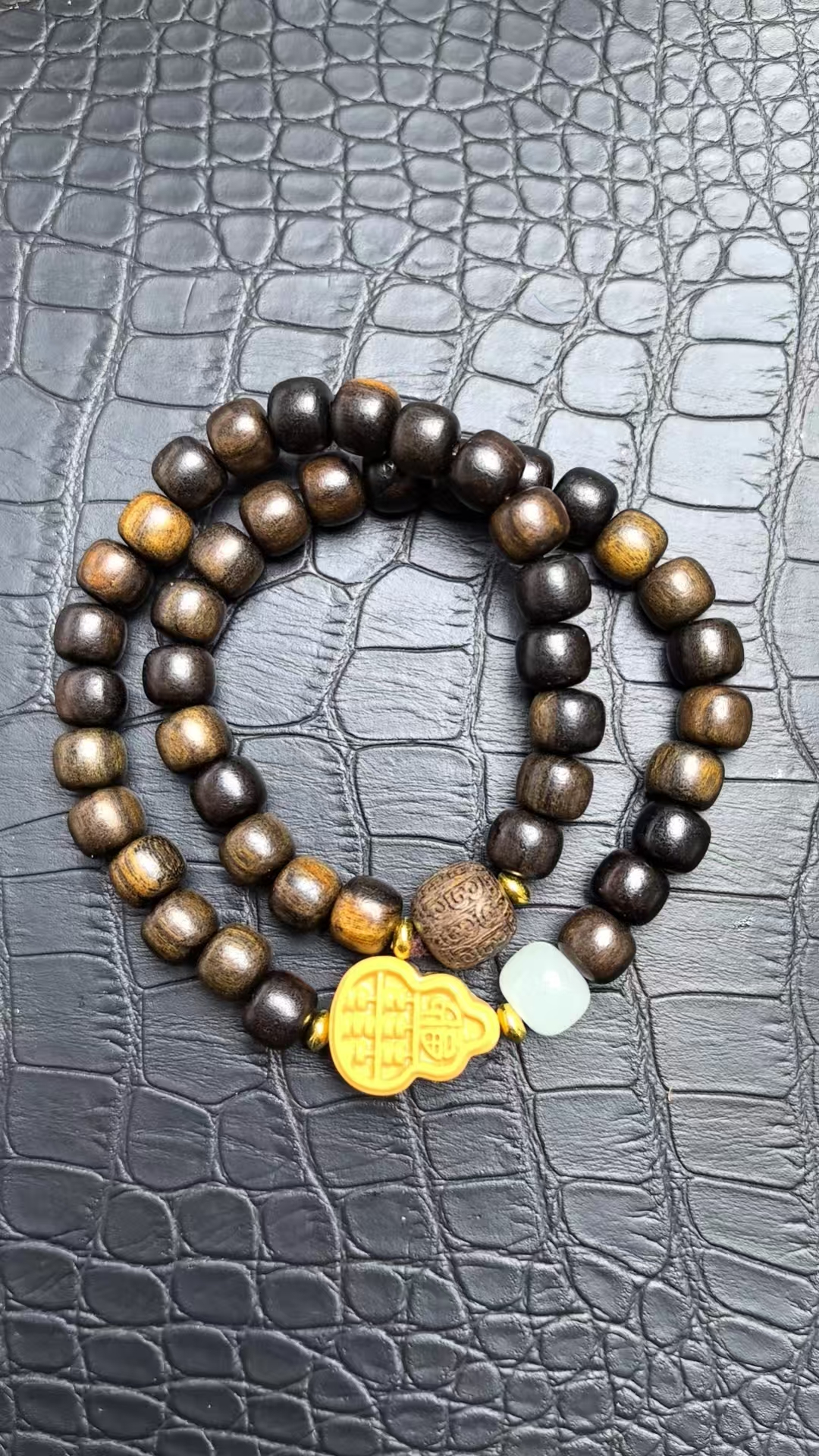 1362-成品木质手串