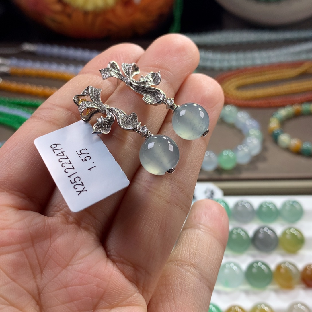 翡翠未镶嵌手链精品18.k豪镶高冰蓝珠耳坠卡10