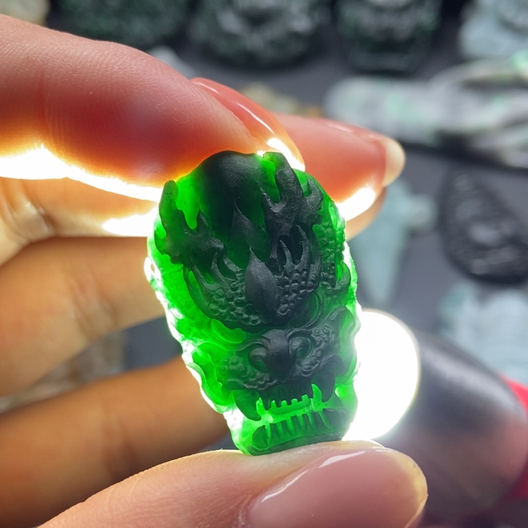 定制翡翠未镶嵌T龙头