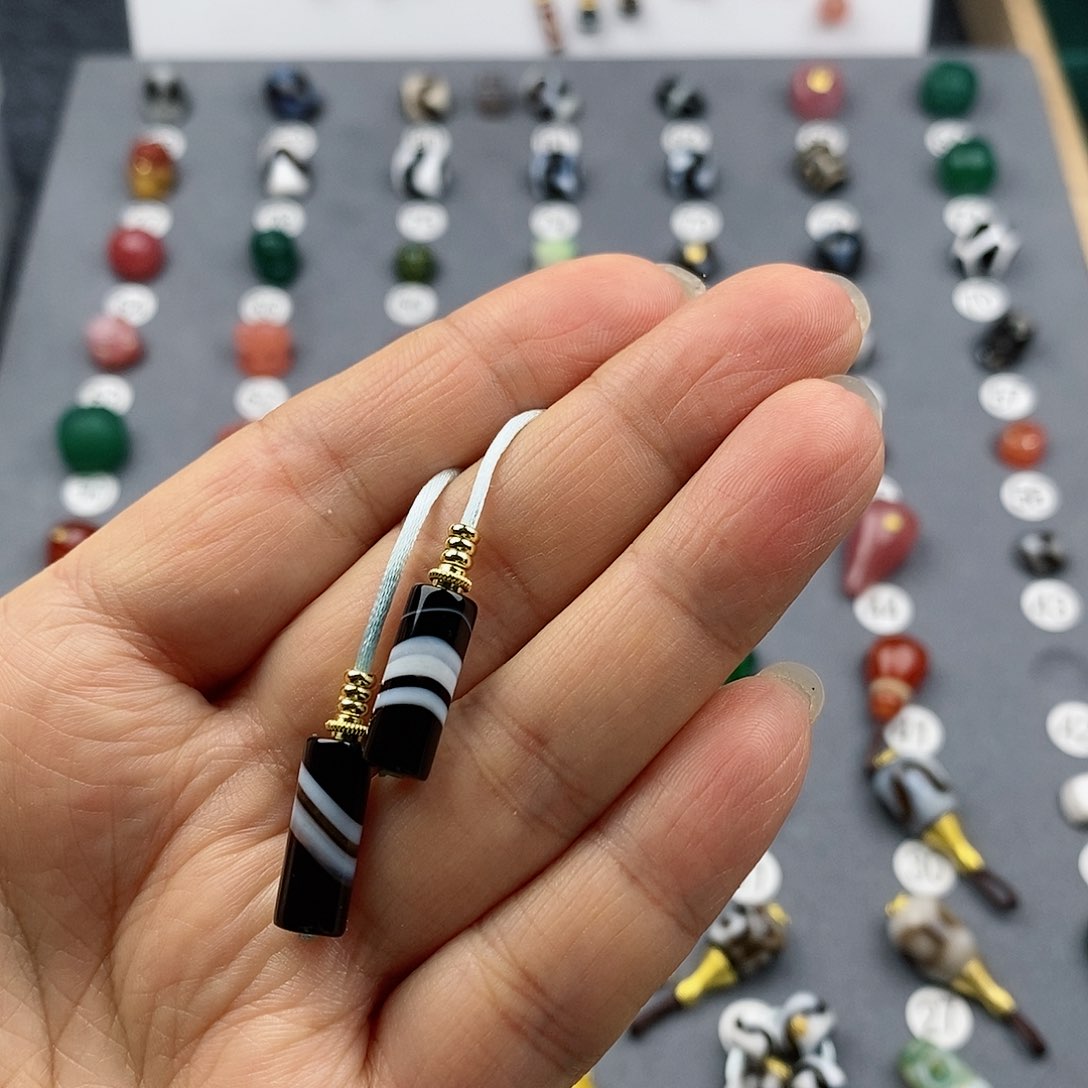 玛瑙/玉髓饰品合金