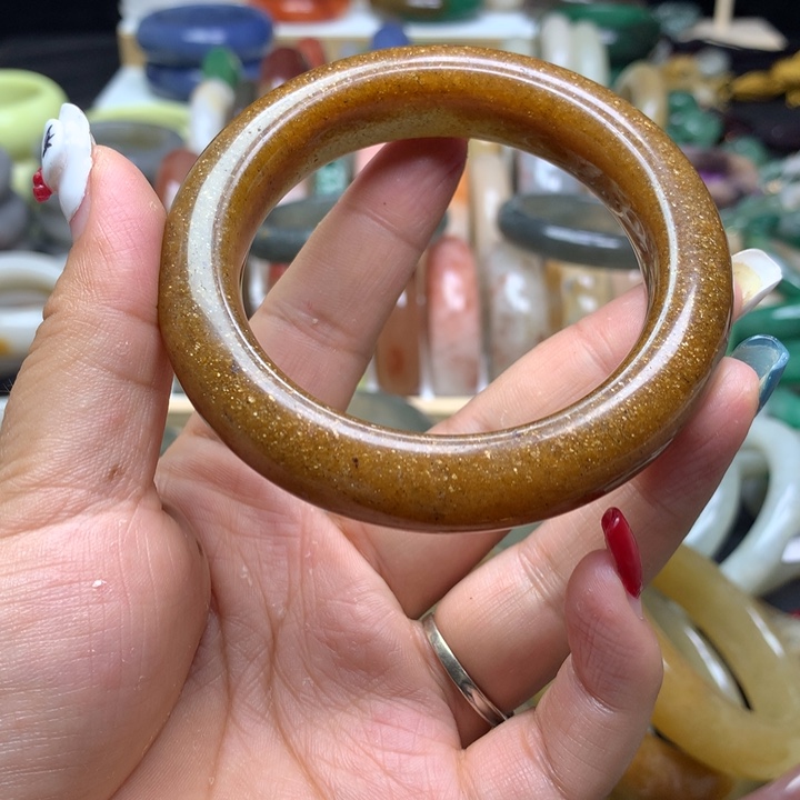 石英质玉手镯未镶嵌懵****安