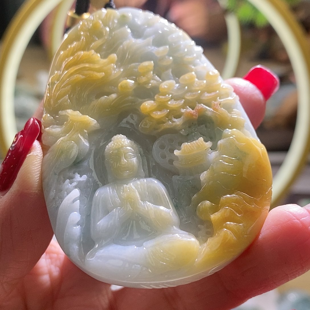 【闪购商品】翡翠颈饰未镶嵌大日