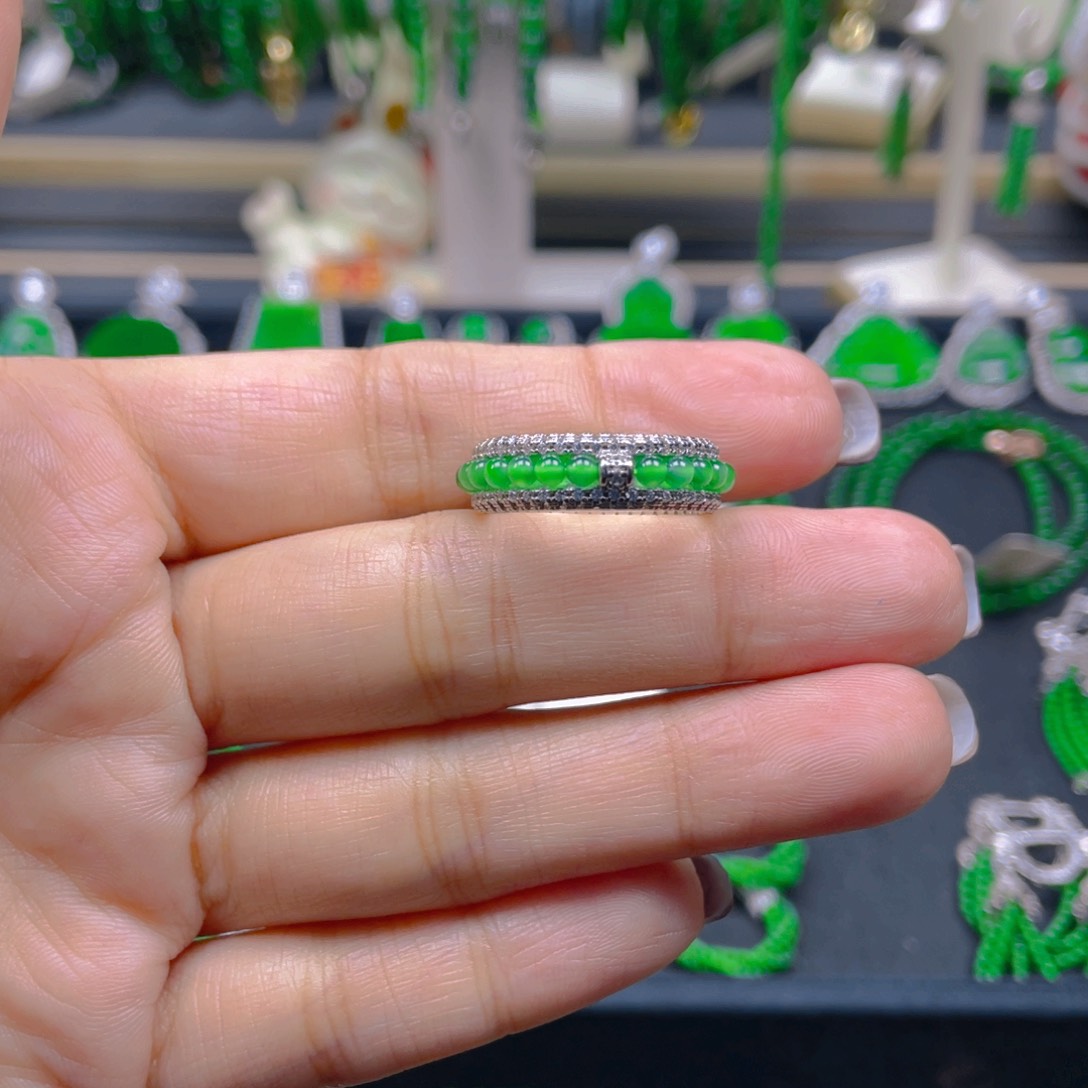 未镶嵌戒指翡翠圆珠戒圈