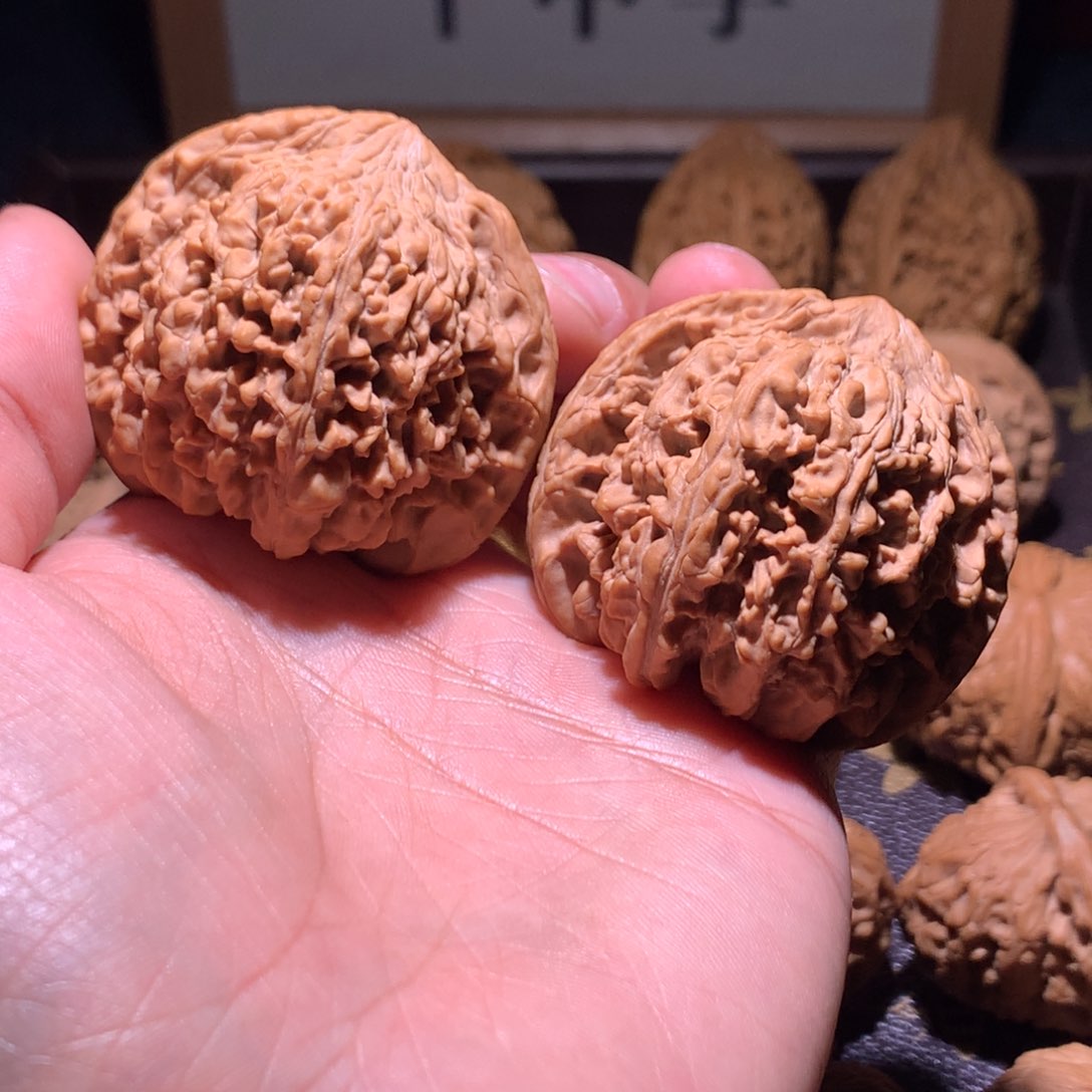 文玩核桃把件45满天星