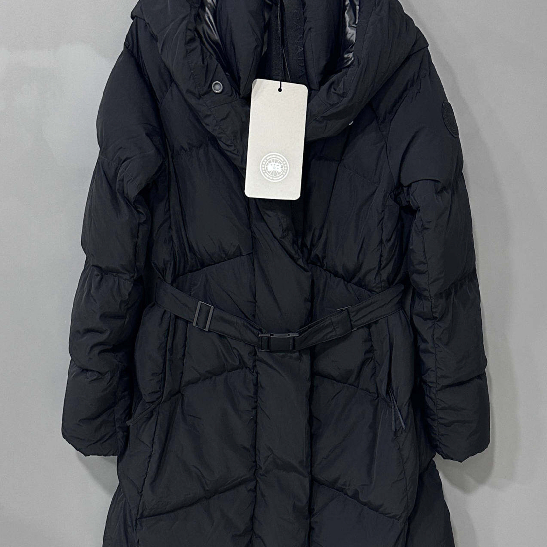 未使用 CANADA GOOSE Marlow长款黑色收腰羽绒服/S码/20379