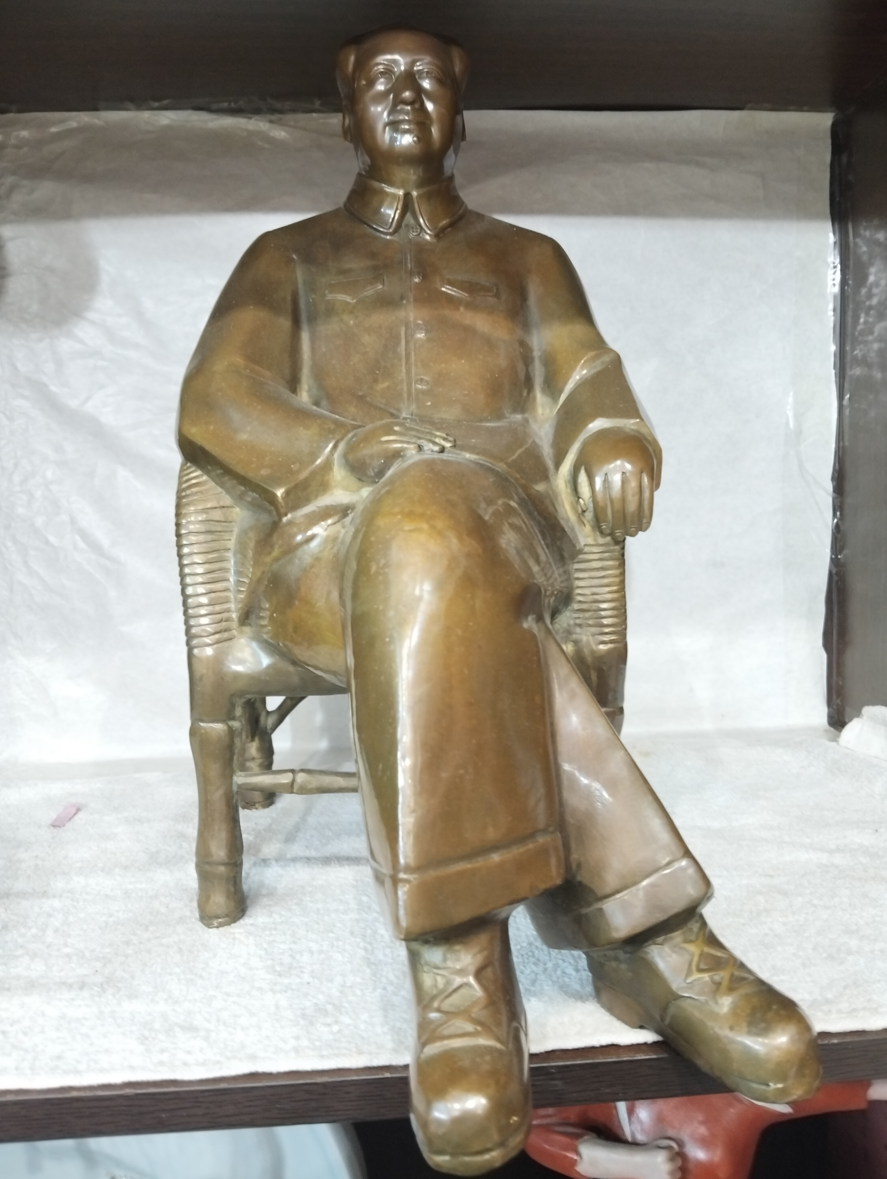 早期收藏，创意陶瓷伟人坐像，黄铜工艺品雕塑精美雕刻摆件毛主席像