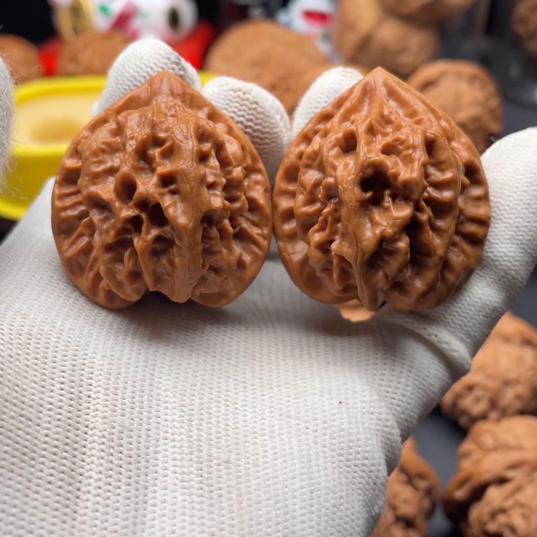 文玩核桃把件37曹大龙边有修