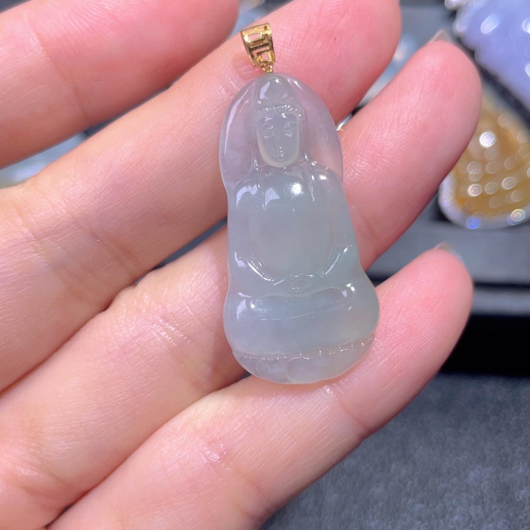 颈饰18K金镶嵌翡翠M****吾翡翠 