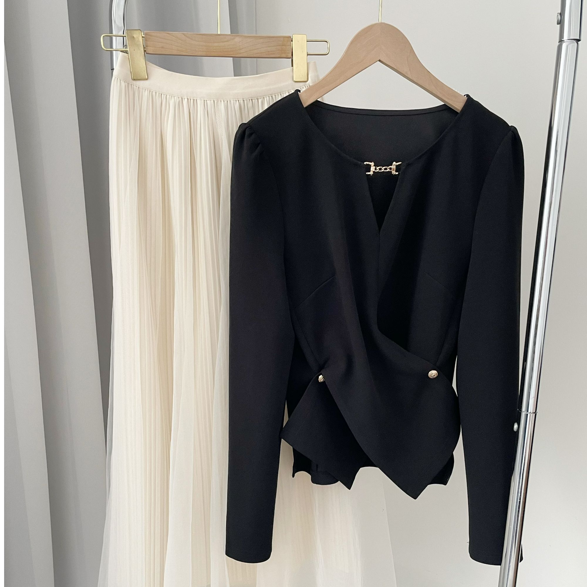 拉夏贝尔25春季新气质时尚高级收腰显瘦上衣+裙子 12188 RCK