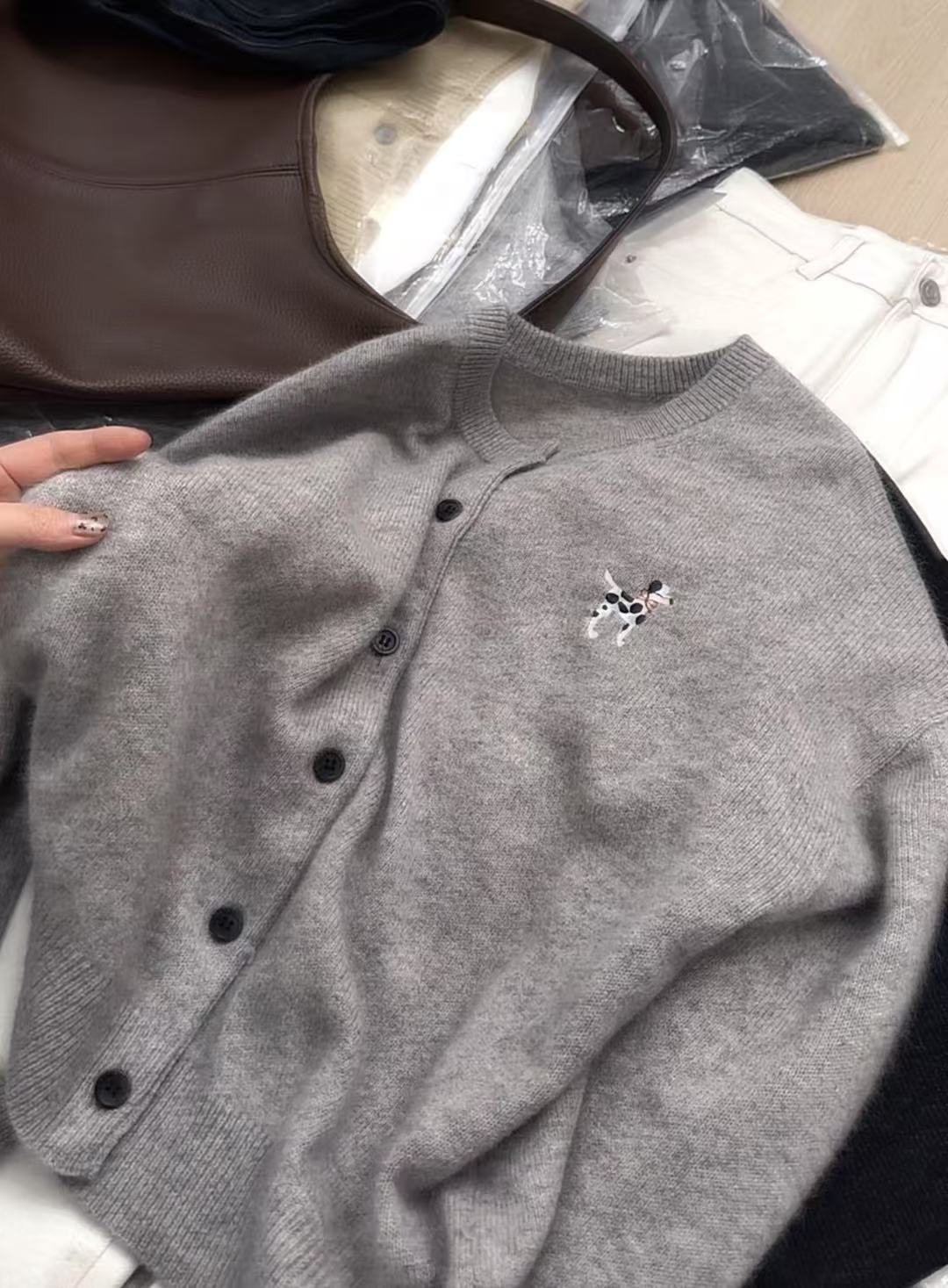/斑点狗刺绣开衫/毛衣气质灰色长袖女士百搭春季小开衫外套