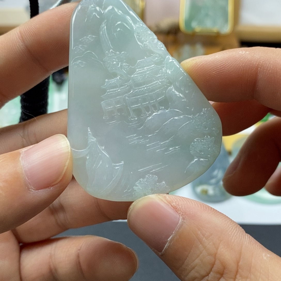 翡翠颈饰未镶嵌缅甸翡翠