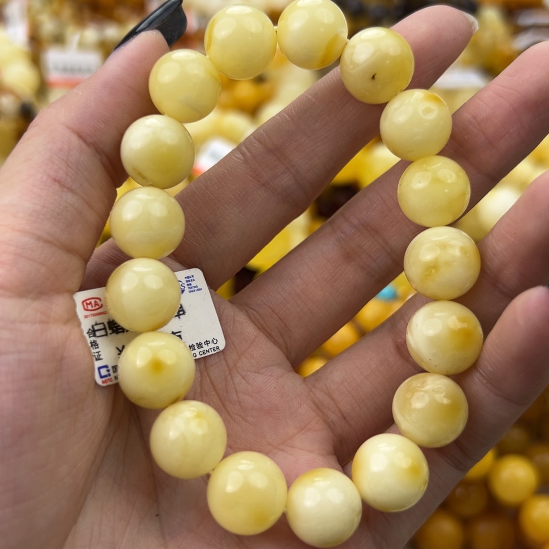 琥珀珠宝奇石未镶嵌