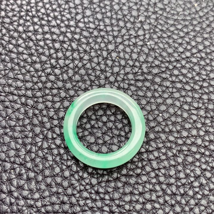 石英质玉戒指未镶嵌