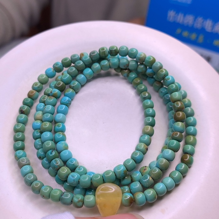 绿松石配饰未镶嵌