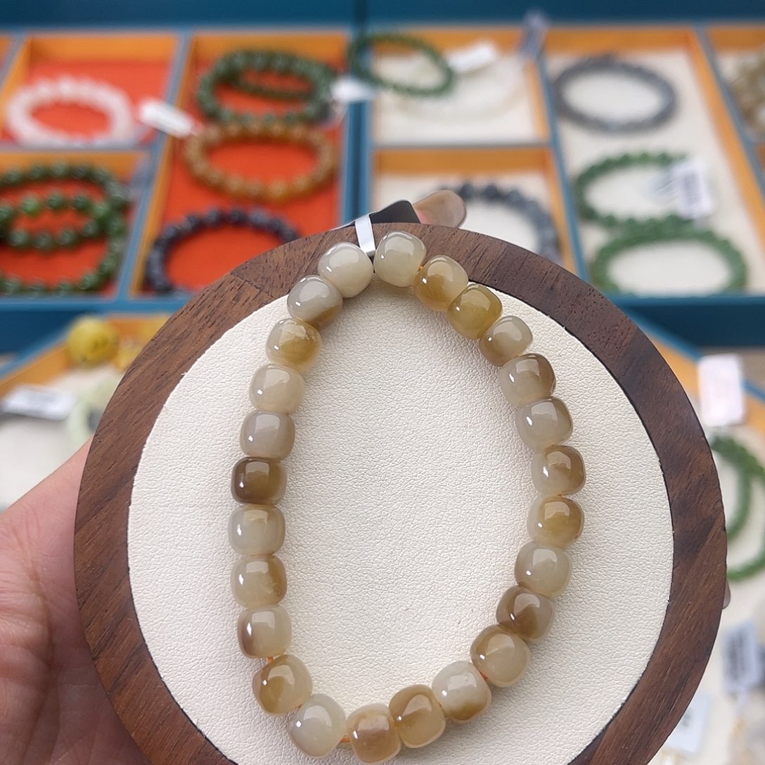 和田玉未镶嵌手串A7