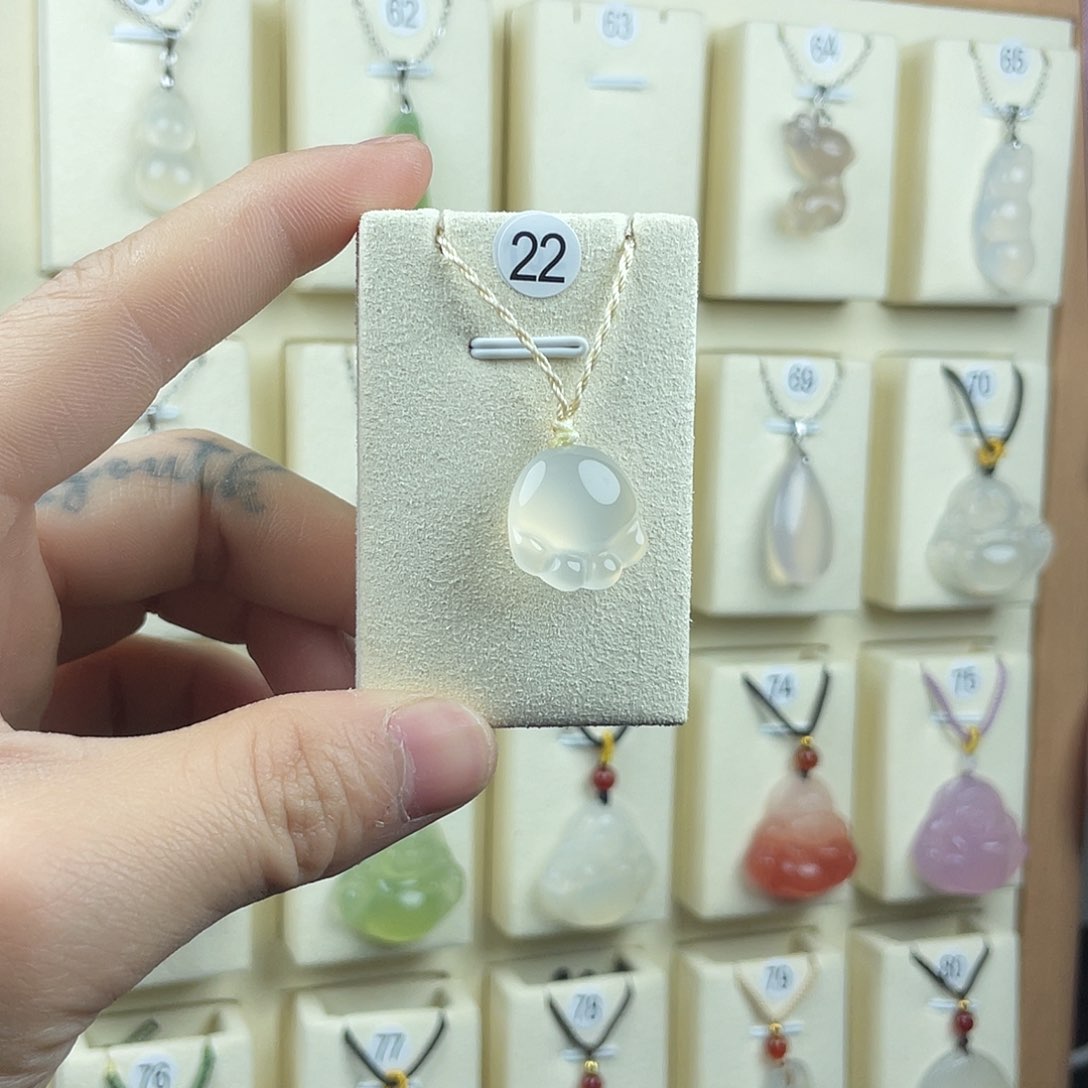 玛瑙/玉髓颈饰未镶嵌秋*晓