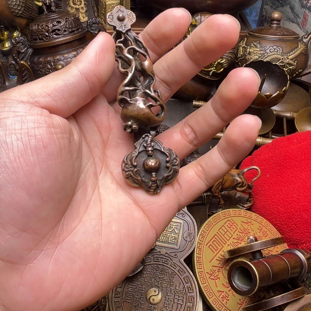 精美铜器，点击下单