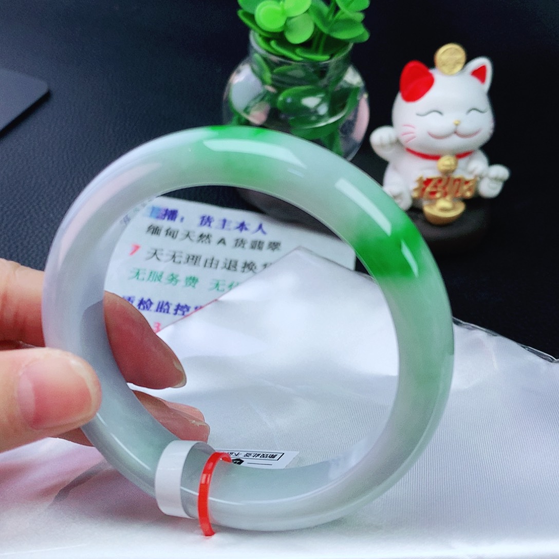 未镶嵌手镯翡翠60轮胎