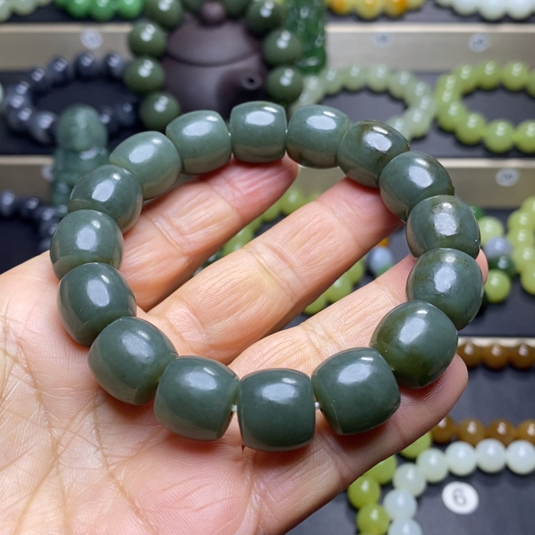 和田玉未镶嵌手串