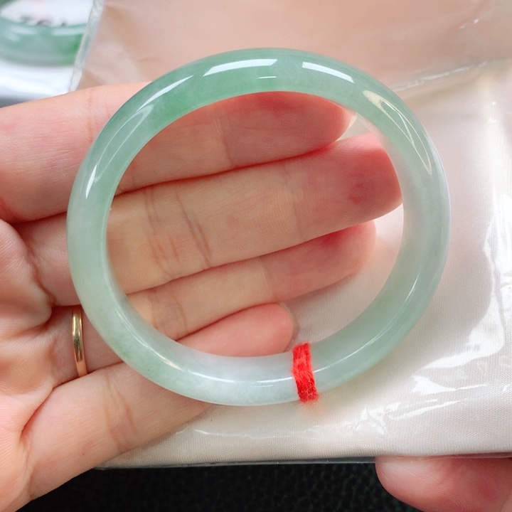 未镶嵌手镯翡翠52.5贵妃