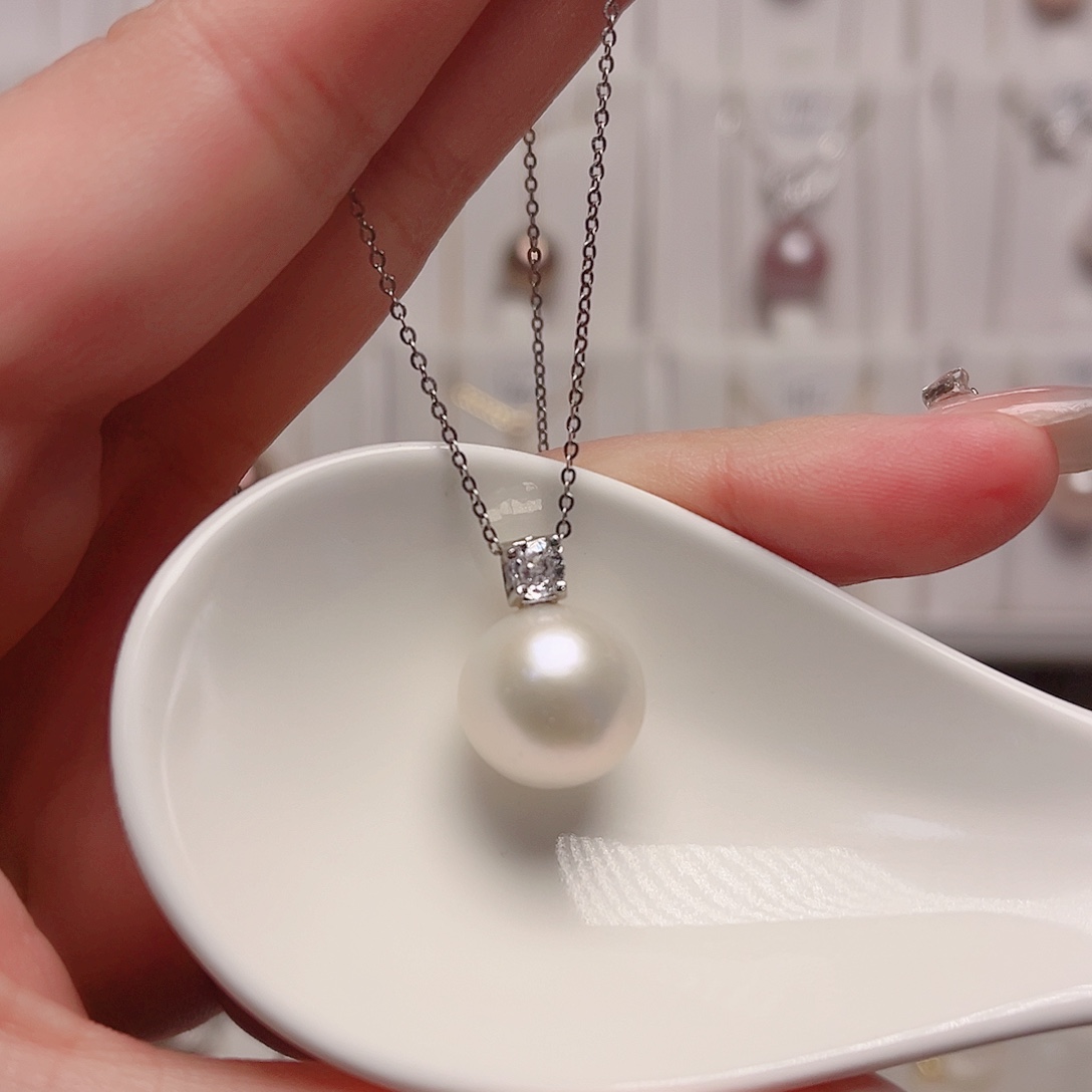 淡水珍珠未镶嵌吊坠(赠链)