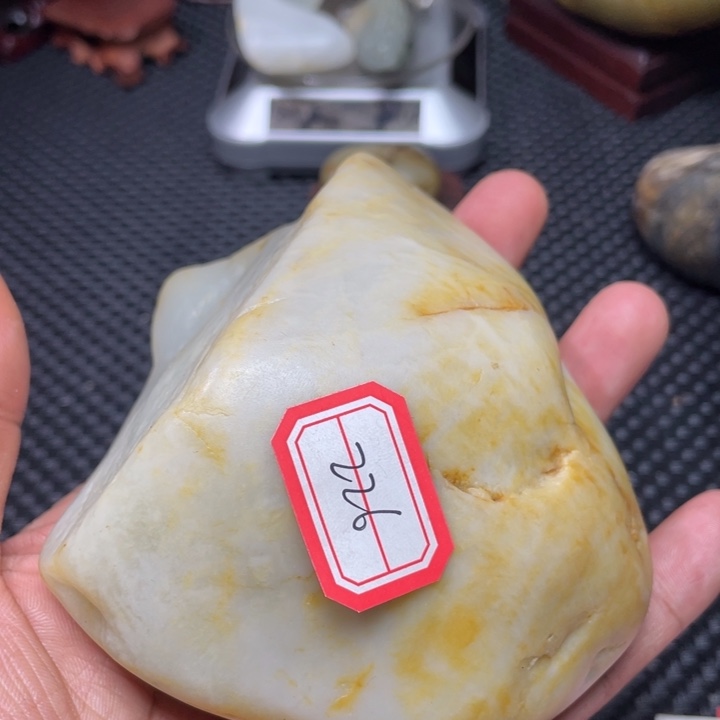 颈饰未镶嵌和田玉一****牙226