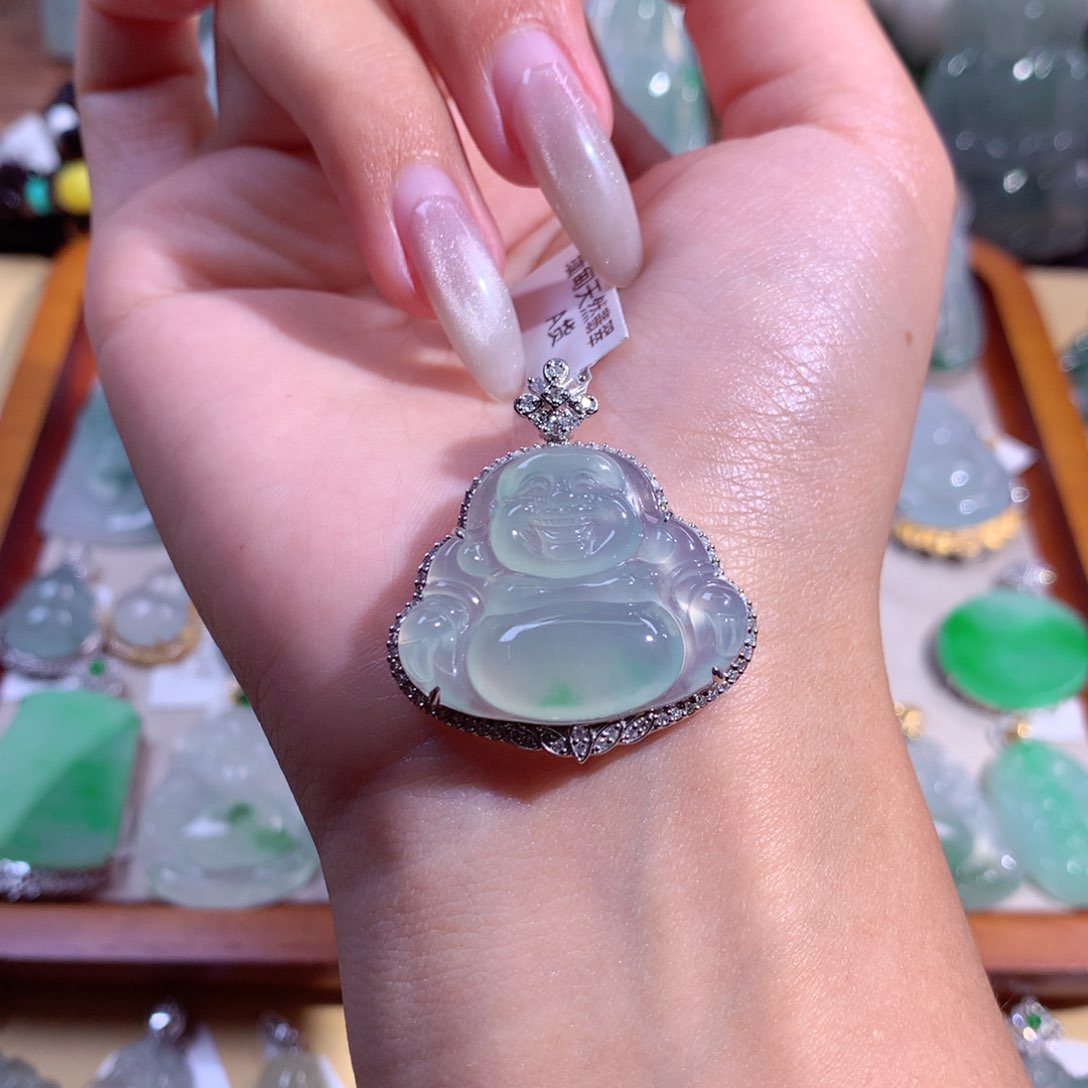 翡翠吊坠(不含链)18K金镶嵌