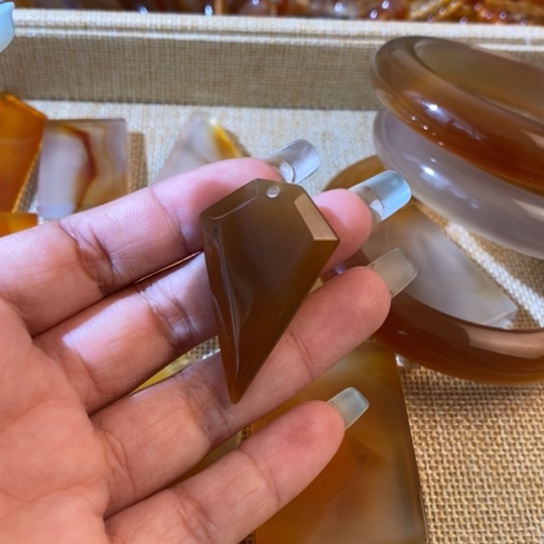 未镶嵌玛瑙吊坠玛瑙/玉髓