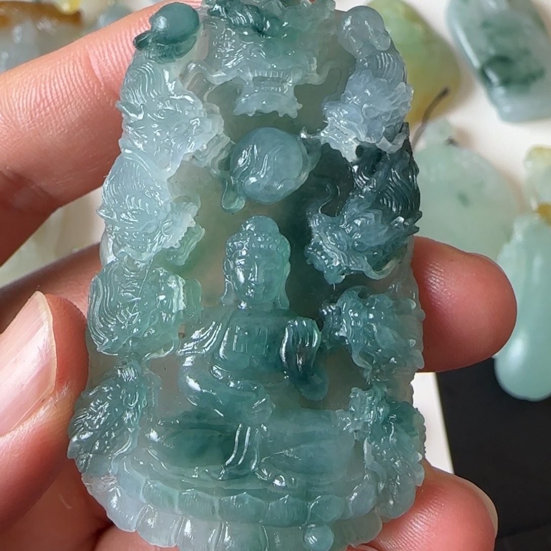 定制翡翠未镶嵌翡翠挂件