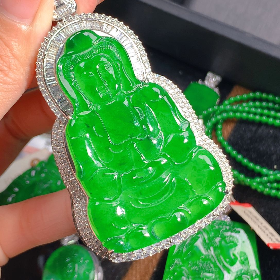 翡翠吊坠(不含链)未镶嵌