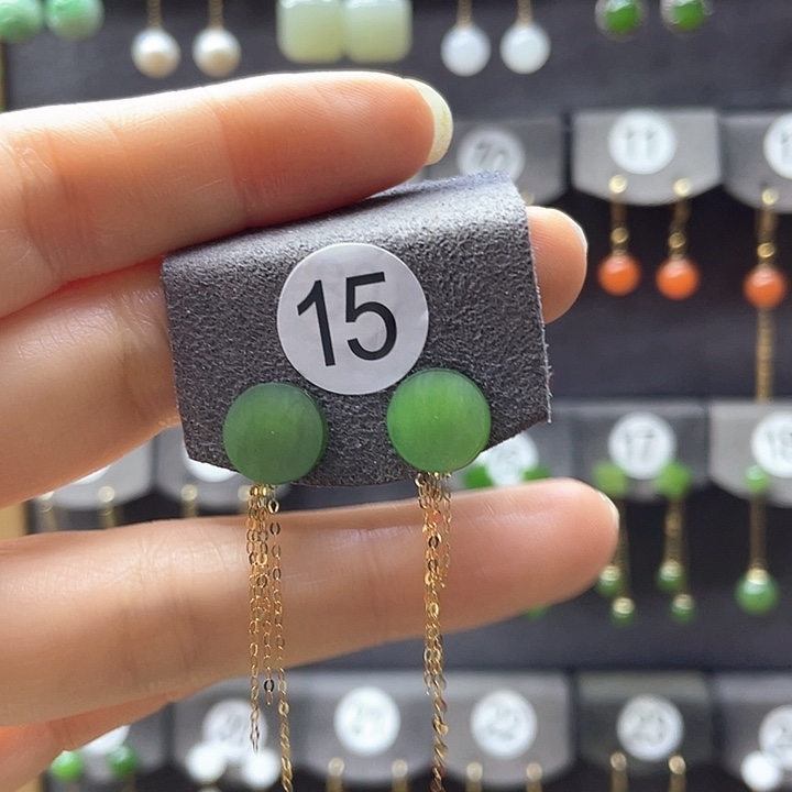 和田玉18K金镶嵌耳饰