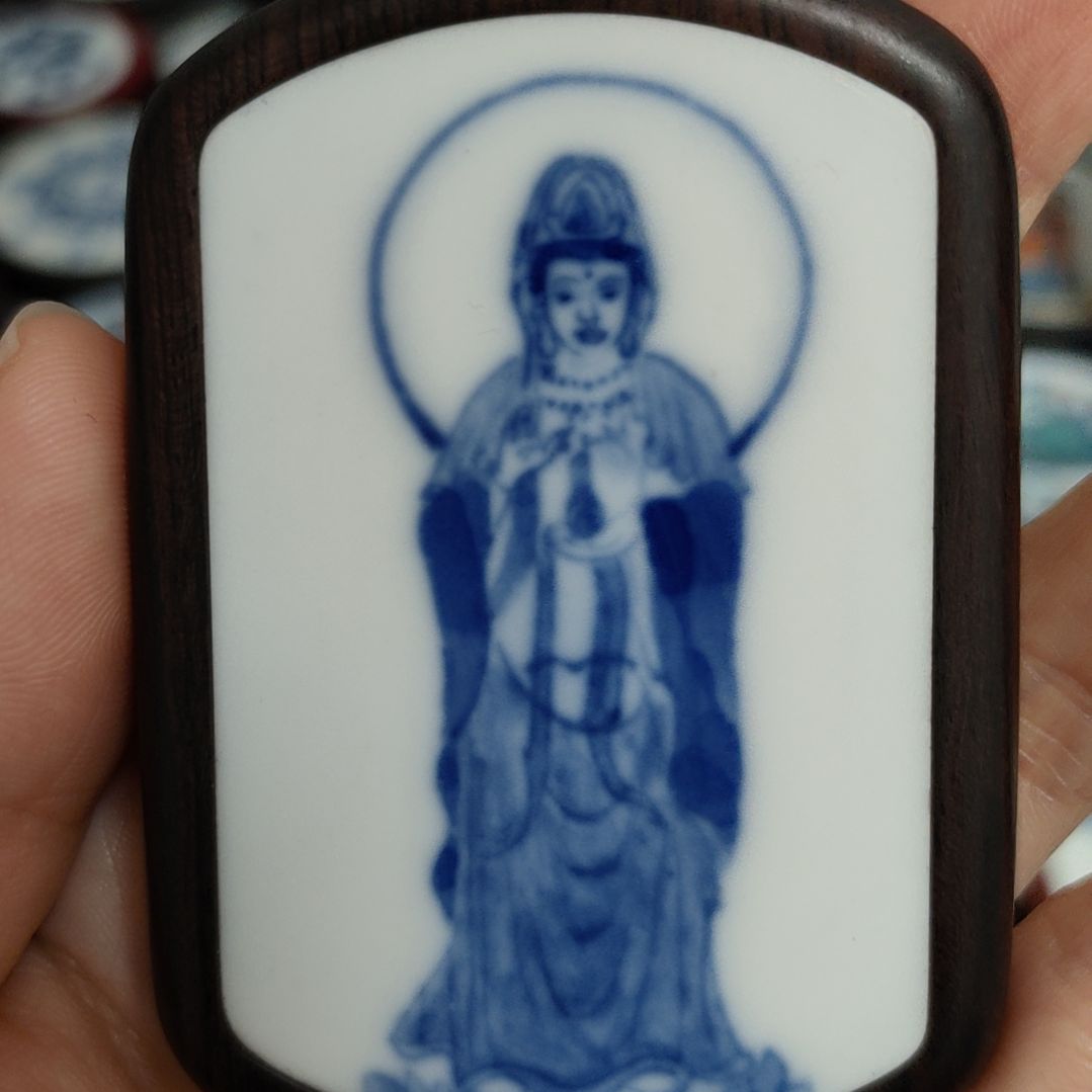 瓷片一***你青花观音挂件一个一个