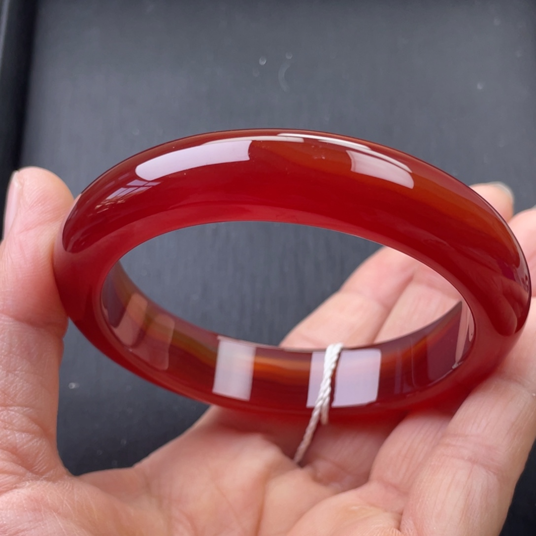 玛瑙/玉髓手镯未镶嵌60.7圈口