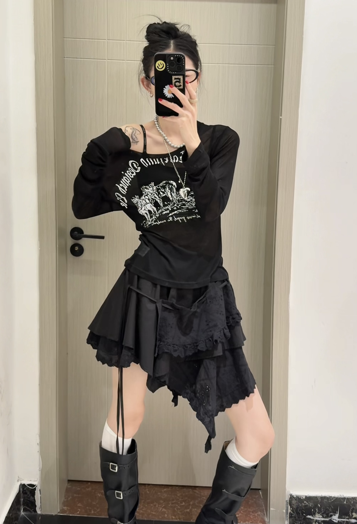 【SSOUHAN】亲肤裸感 超薄修身弹力字母大U领T恤长袖韩版