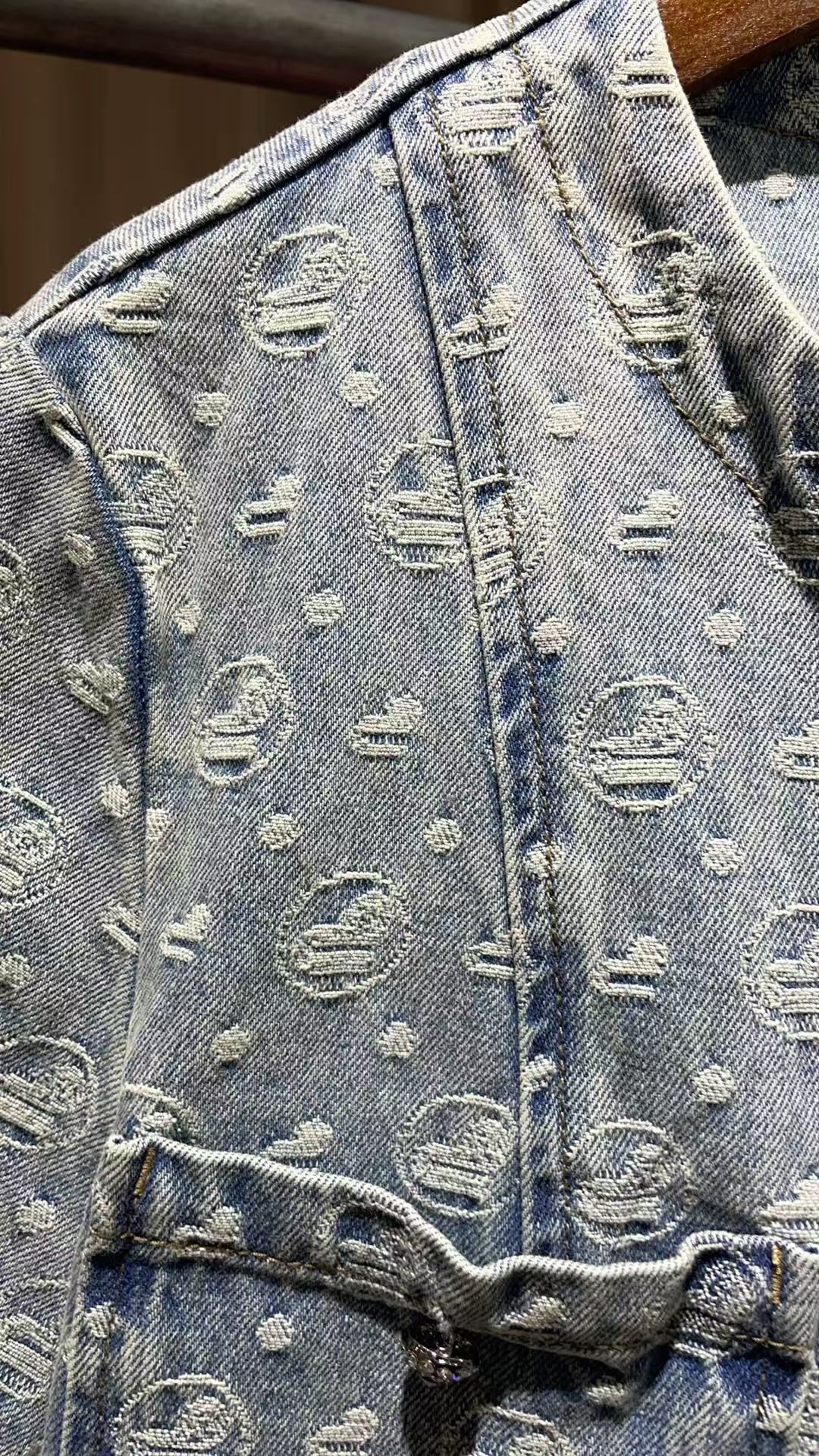 [富贵] 时尚女休闲潮流浅蓝牛仔外套ZK622