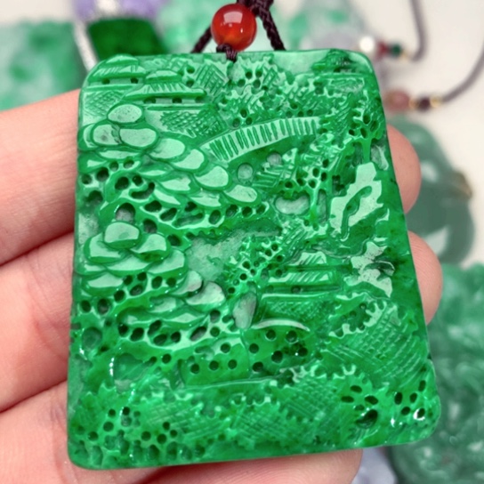 翡翠吊坠(不含链)未镶嵌