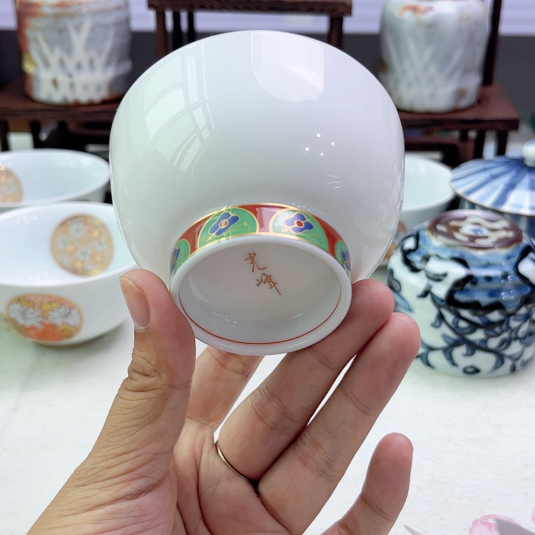 瓷片欢迎光临美桃儿～