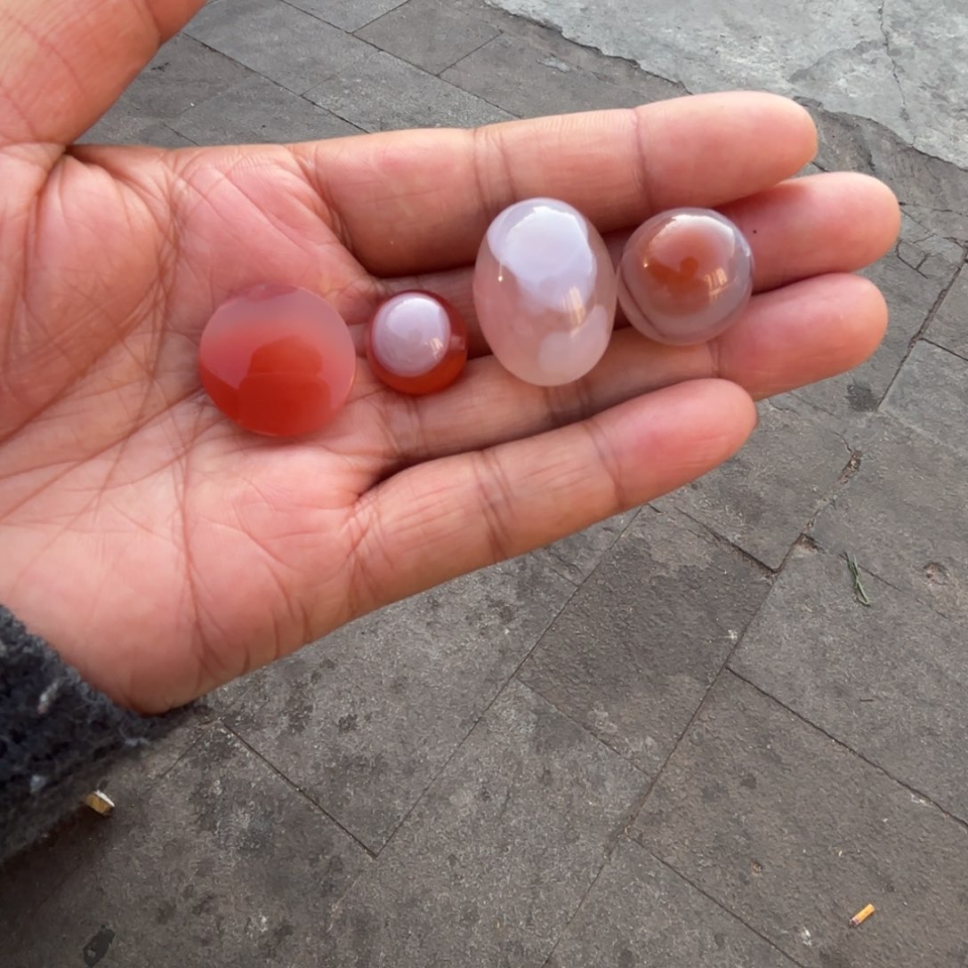 玛瑙/玉髓颈饰合金简**.